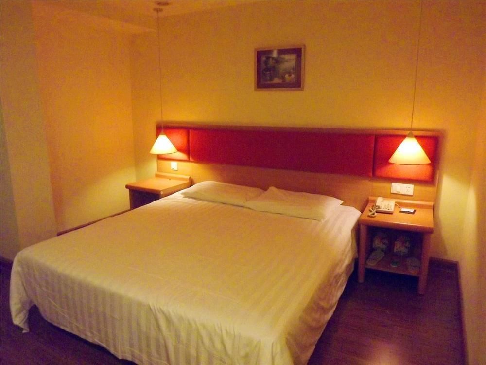 Home Inn Guiyang Zunyi Road Esterno foto