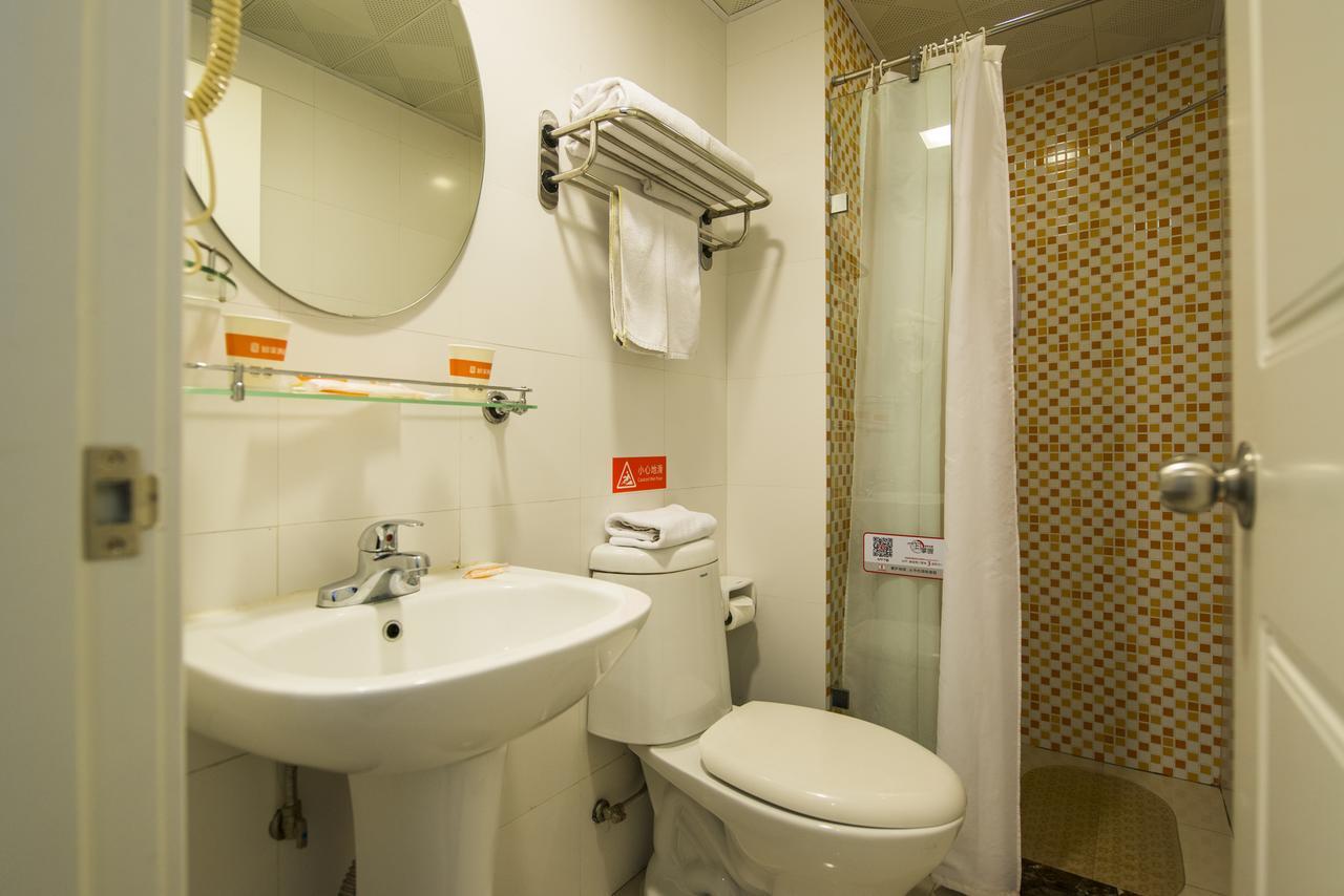 Home Inn Guiyang Zunyi Road Esterno foto
