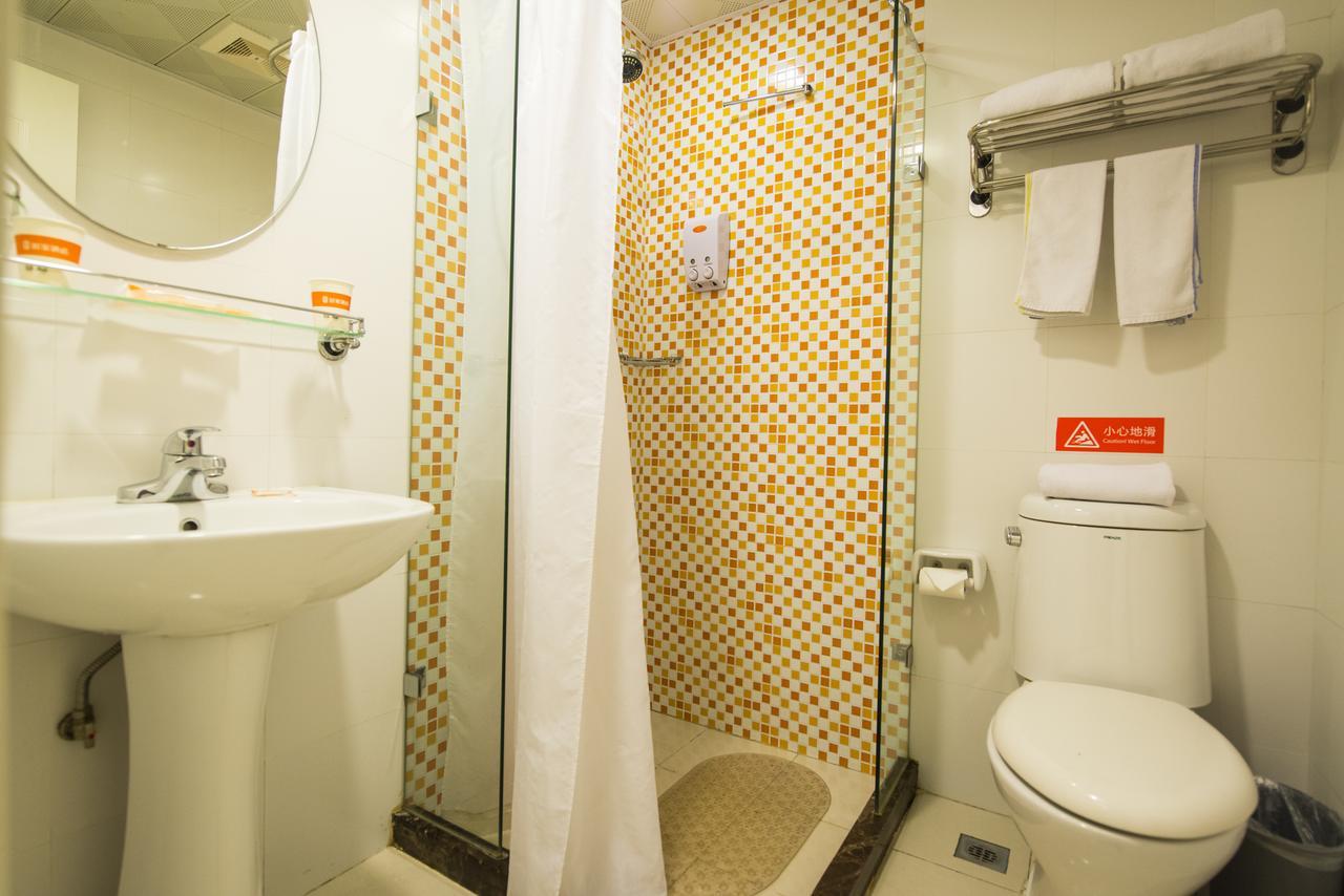 Home Inn Guiyang Zunyi Road Esterno foto