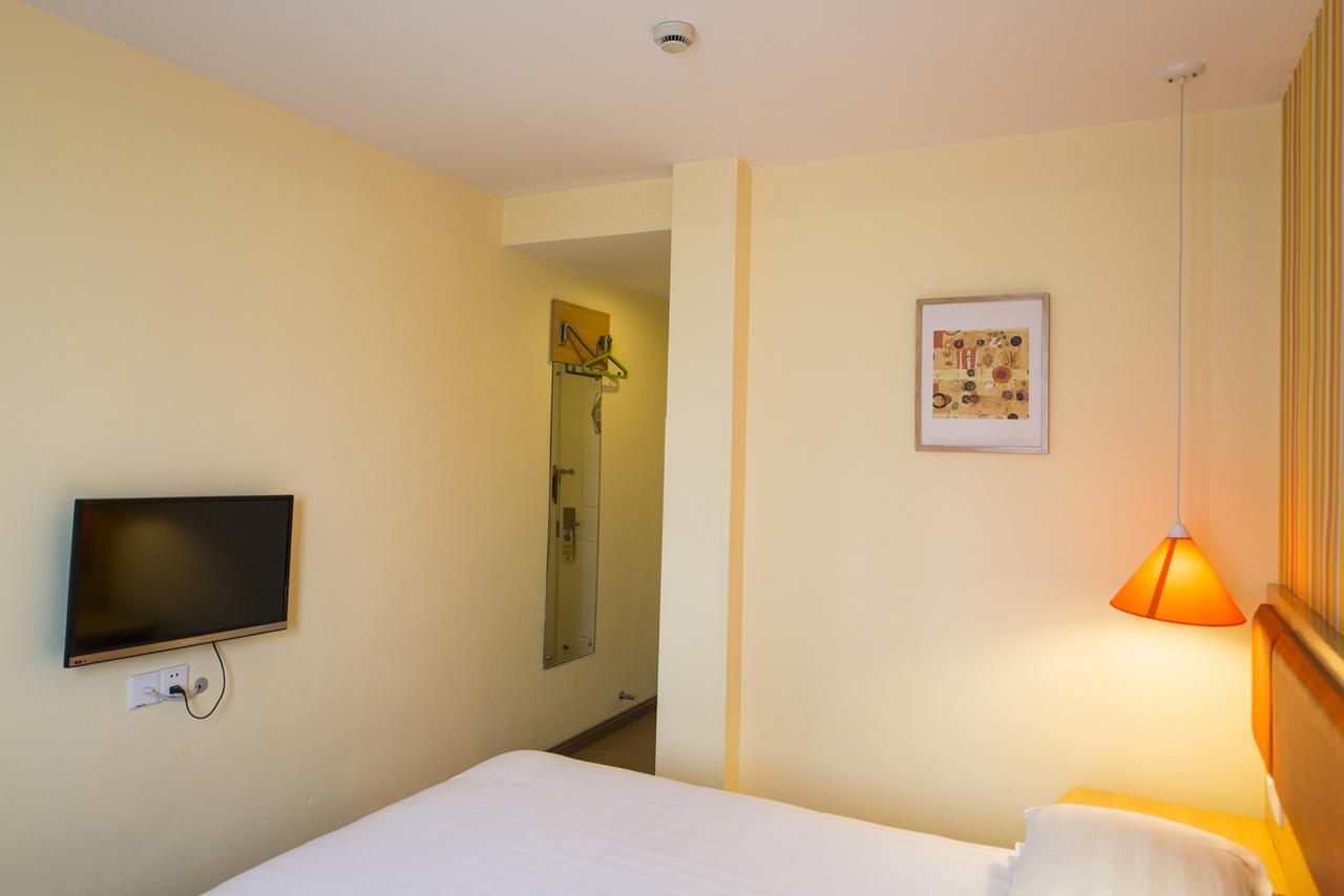 Home Inn Guiyang Zunyi Road Esterno foto