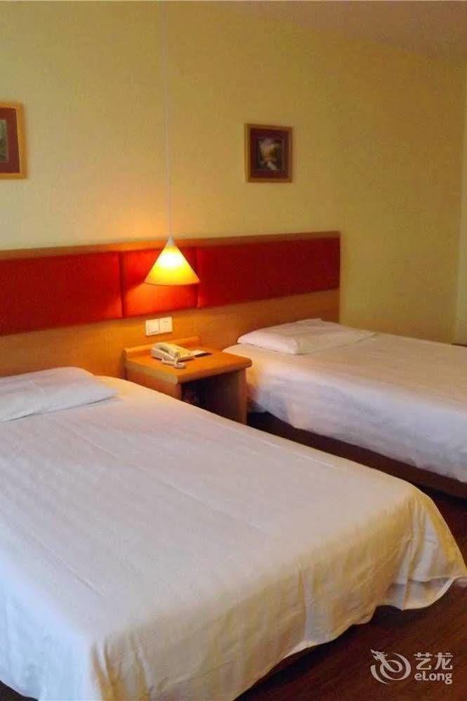 Home Inn Guiyang Zunyi Road Esterno foto
